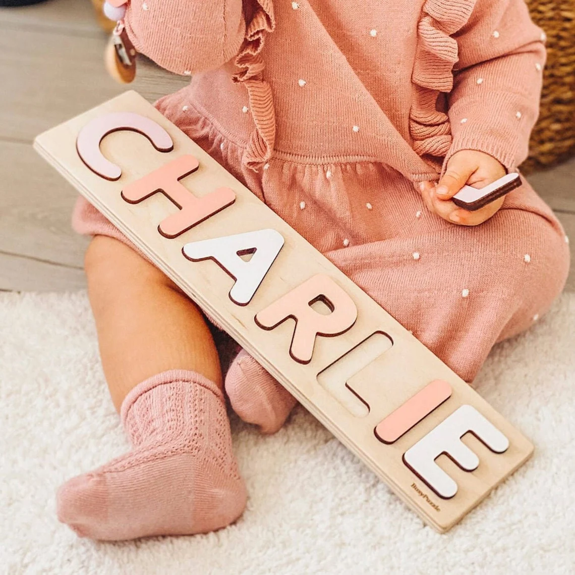 لغز اسم شخصي مع أوتاد |   هداي - مراجعة Party Games Baby Shower وسعره